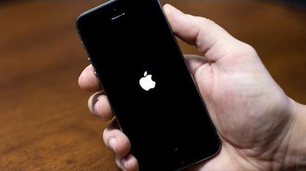 Your iPhone Keeps Restarting Itself? Fix This Boot Loop