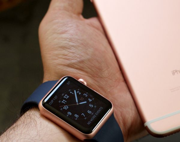 Unlock Apple Watch with iPhone 7