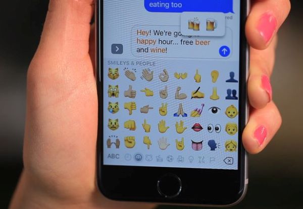 iOS 10 Messages iPhone Emojis